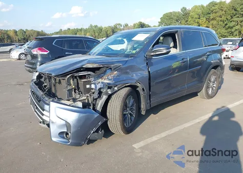 2018 Toyota Highlander Xle z USA, uszkodzony, nr VIN 5TDJZRFH1JS908922